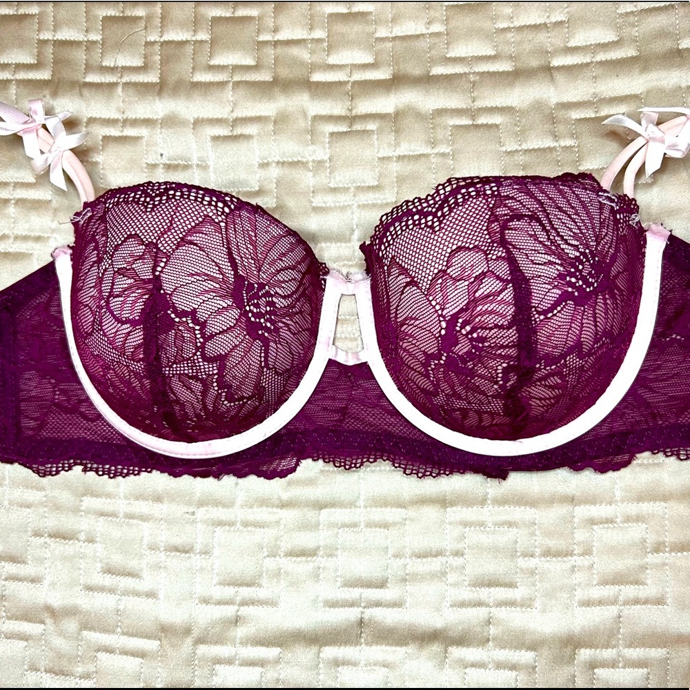 Beautiful Jaclyn Smith Collection underwire padded push-up bra 36C
